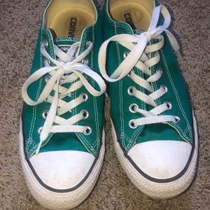 Teal converse
